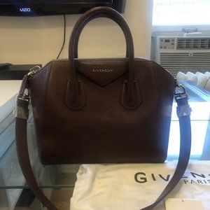 Givenchy Antigona Small - Oxblood